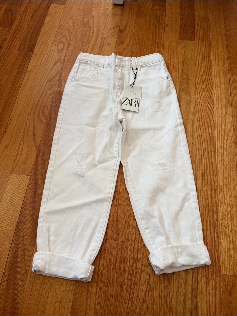 Zara White Distressed Boyfriend Jeans
